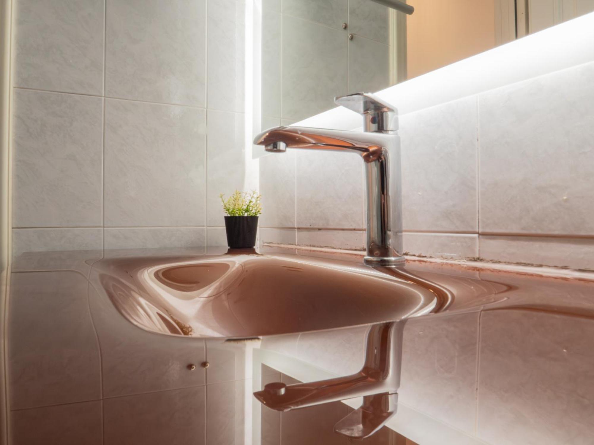 Athina'S Home Пирея Екстериор снимка
