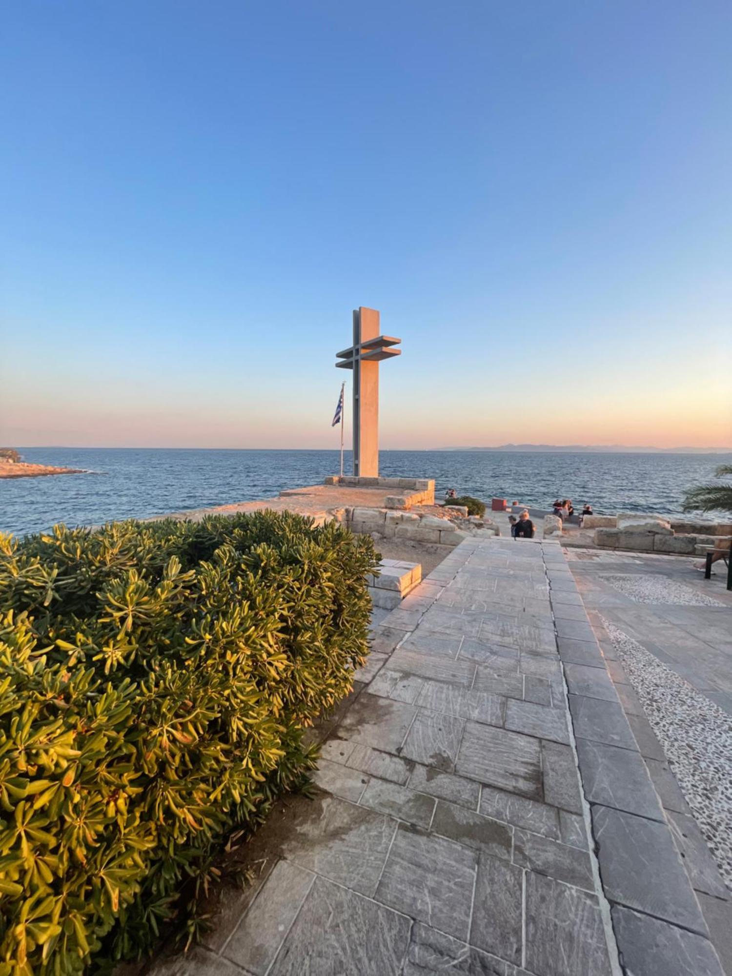 Athina'S Home Пирея Екстериор снимка